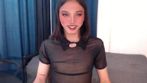 Snapshot of tina_allure chatting on January 9, 6:36 pm Tina online show from January 9, 6:36 pm