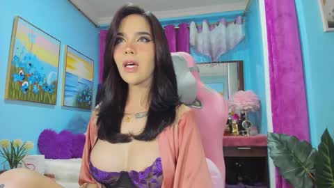 Tina Valentine online show from January 11, 10:33 am