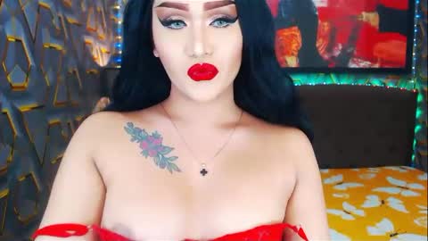 KYLIE BELLA  TS online show from January 17, 1:36 am