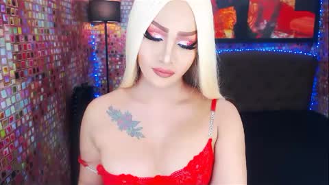 KYLIE BELLA  TS online show from February 12, 2:14 am