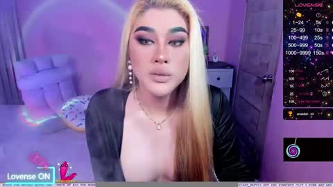 BELLA online show from January 21, 5:05 pm