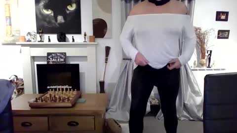 trinity1011 online show from February 17, 7:05 am