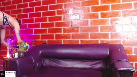 Trix online show from March 22, 10:58 pm