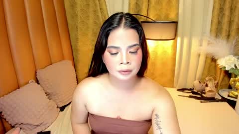 TRIXIE online show from May 2, 9:25 am