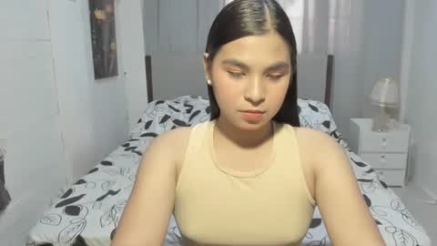 Snapshot of ts_barbie28 chatting on February 2, 5:32 am KC online show from February 2, 5:32 am