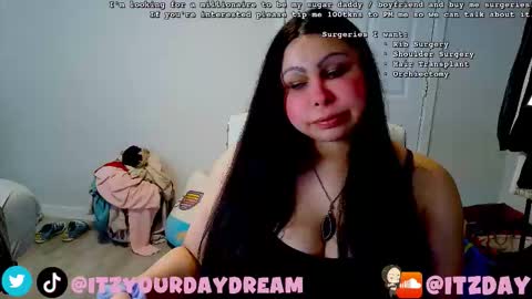 Day online show from February 13, 9:00 pm