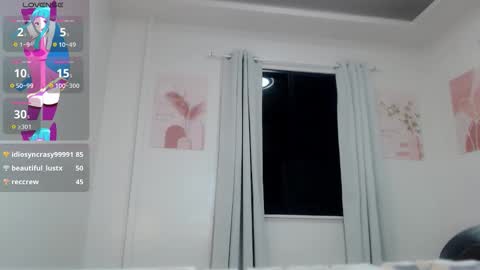 Snapshot of ts_pinayfoxxy18 chatting on October 15, 8:20 pm kenzie online show from October 15, 8:20 pm