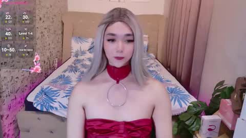 ts_yoshi_ online show from November 15, 8:56 am