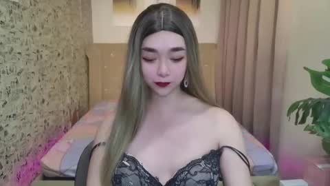 ts_yoshi_ online show from April 4, 12:30 am