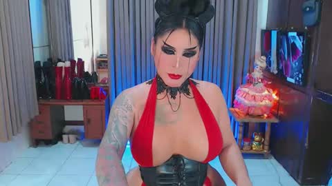 Snapshot of tsbubblebutt chatting on February 18, 4:26 am Tsbubblebutt online show from February 18, 4:26 am