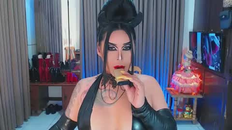 Snapshot of tsbubblebutt chatting on February 23, 5:56 am Tsbubblebutt online show from February 23, 5:56 am