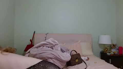 tsindicablue online show from February 4, 2:38 am