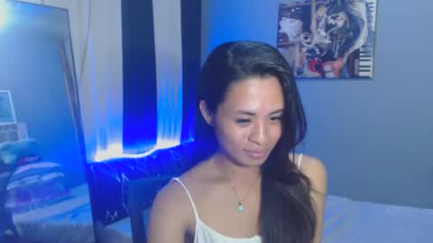 KATH DONT FORGET TO FOLLOW ME online show from March 19, 2:17 pm