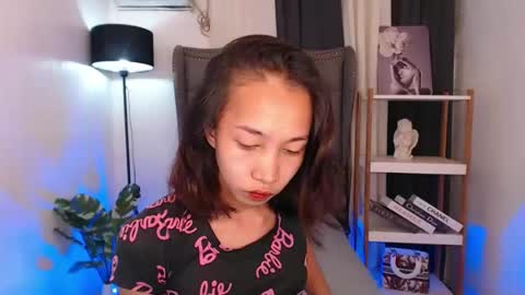 tskitty_girl online show from October 4, 6:58 am