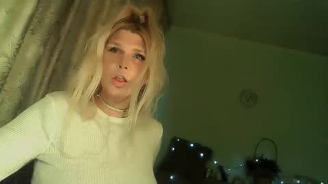 Annika online show from October 27, 10:34 am