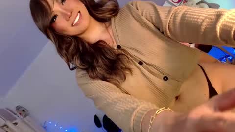 Snapshot of tssluttycutie chatting on January 31, 2:39 pm MARIA online show from January 31, 2:39 pm