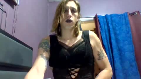 Snapshot of turnmetrans chatting on December 7, 1:02 pm Turnmetrans online show from December 7, 1:02 pm