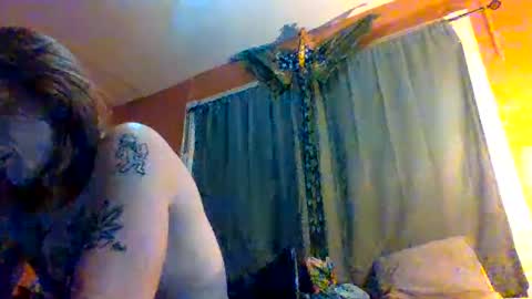 Snapshot of turnmetrans chatting on March 11, 2:43 am Turnmetrans online show from March 11, 2:43 am