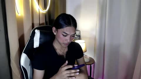 Ms. Criza online show from November 4, 3:28 am