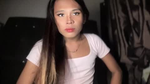 ur_new_obsession online show from May 19, 5:14 am