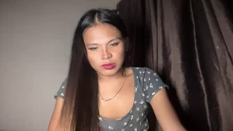 ur_new_obsession online show from June 10, 2:33 am