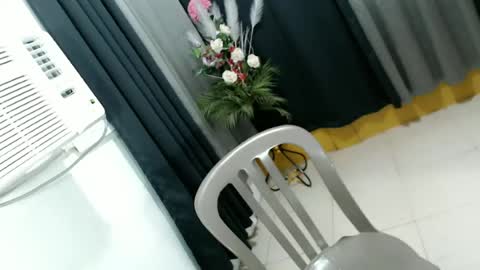 urasiancumgirl_ online show from July 7, 8:40 am