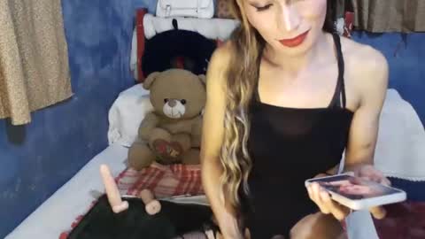 Hot Angel online show from February 5, 12:10 pm