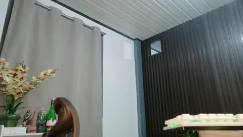 urfave_bbgirl online show from December 14, 10:43 am