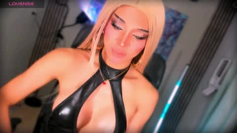 My bella 3 online show from April 15, 1:00 am