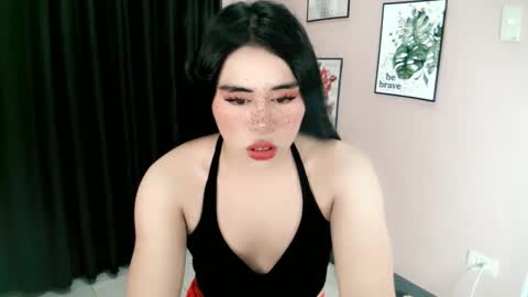 Snapshot of urhotdexie69 chatting on October 13, 10:27 am urhotdexie69 online show from October 13, 10:27 am