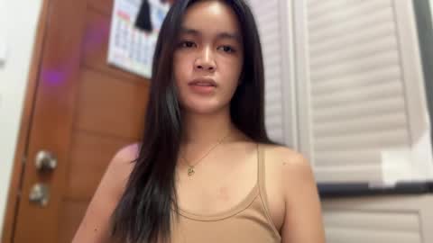 Amira online show from April 21, 2:04 am