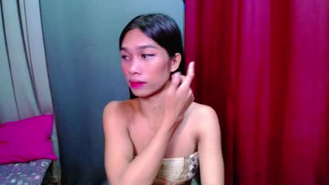 urloverjasmine_xx online show from July 15, 3:50 pm