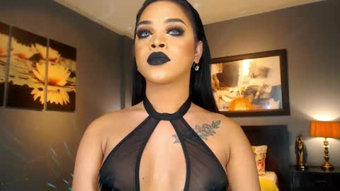 UrMajestyTyra online show from March 26, 2:04 am