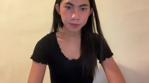 urpretty_mistake online show from August 2, 10:48 am