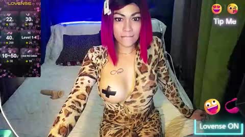 Snapshot of urtopcock_kimmybitch69 chatting on October 21, 12:36 am kimmykimberly online show from October 21, 12:36 am