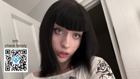 Marin online show from February 9, 8:15 pm