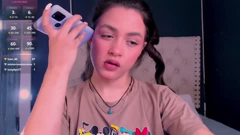 IG-valen mendoza99  twitter valenthompson99 online show from January 8, 11:30 pm