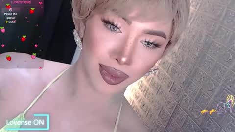 Amanda online show from November 15, 5:49 am