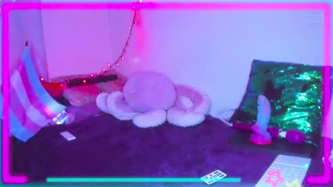 Tina Bates online show from July 29, 1:04 am