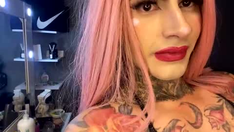 Valen online show from February 28, 9:43 pm