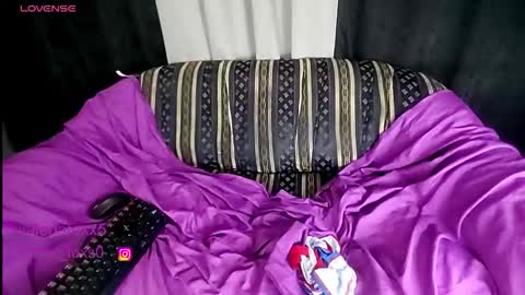 Valeriafoxx online show from October 15, 9:15 pm