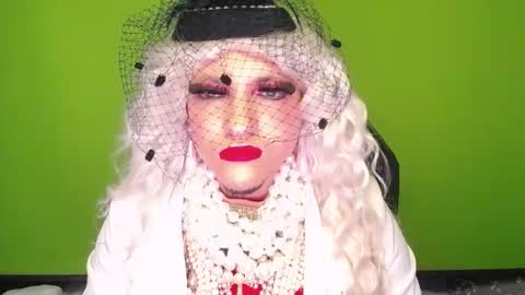 vanesacrossdresser online show from January 26, 5:02 am