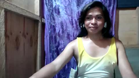 Snapshot of vannah_locca chatting on February 3, 6:24 am vannah_locca online show from February 3, 6:24 am