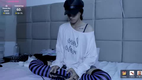 vannellope_96 online show from February 18, 12:46 pm