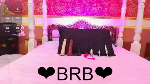 VENUS online show from October 25, 12:00 pm