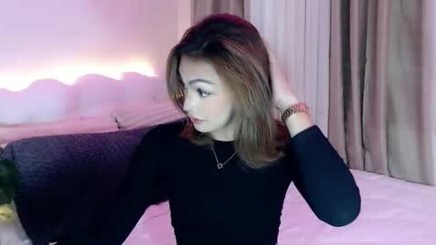 Venus Sunrise Bombshell online show from February 28, 1:12 am