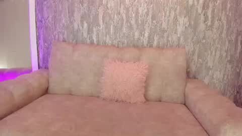 Miss Veronica dussan  Tw Veronicasm     IG Ashveronica  online show from June 26, 12:59 am