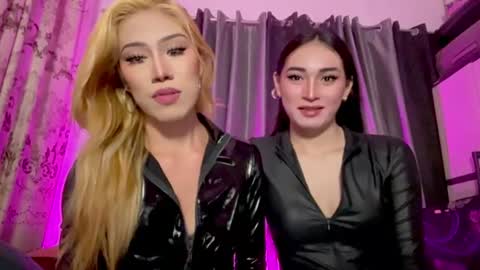 vialova online show from July 14, 10:21 am