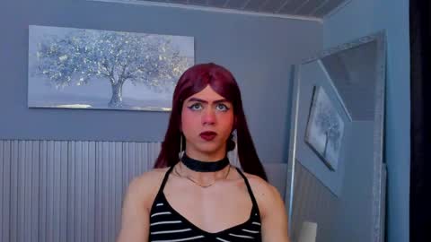  Vicky  online show from April 6, 1:22 pm