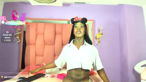 victoriaobey online show from October 21, 3:53 am